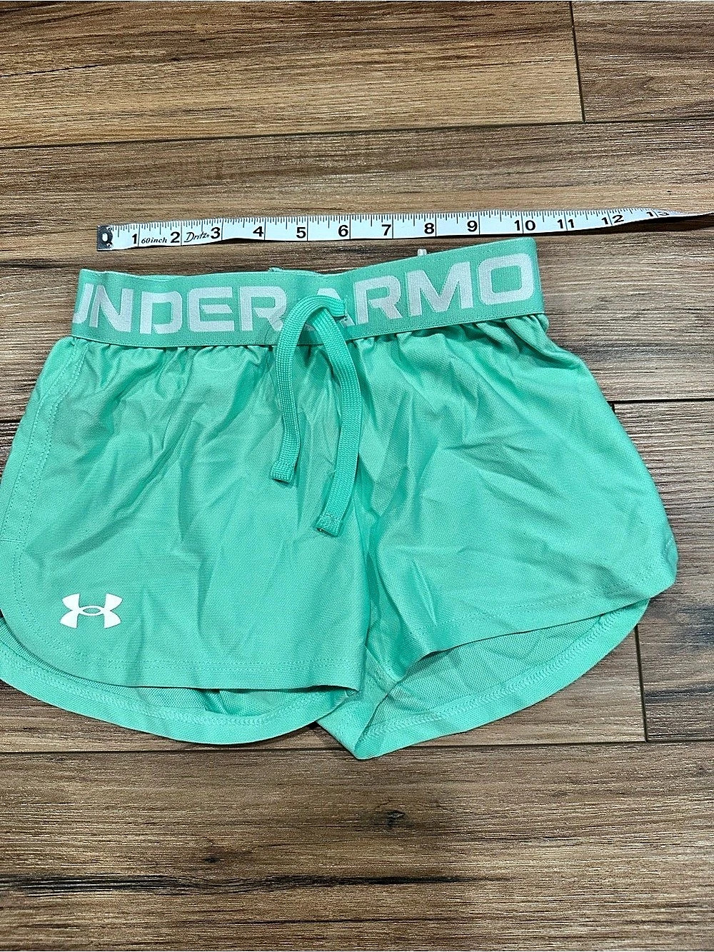 Under Armour HeatGear shorts Athletic Shorts Green Size YS (6/7)